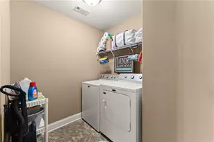 6049 Green Tree Ln, Gainesville, GA 30506 - Photo 11