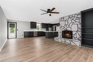 238 W Wedgewood Cir, Newnan, GA 30263 - Photo 5