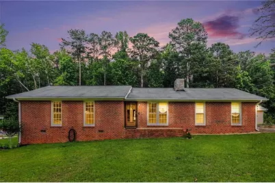 238 W Wedgewood Circle, Newnan, GA 30263 - Photo 3