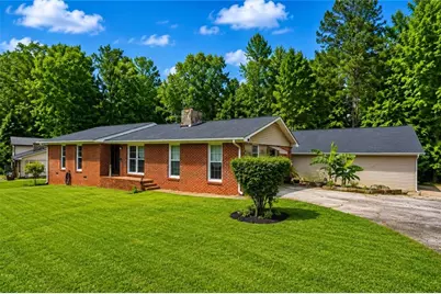 238 W Wedgewood Circle, Newnan, GA 30263 - Photo 1
