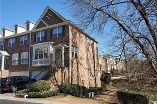 11025 Brunson Dr, Johns Creek, GA 30097 - Photo 17