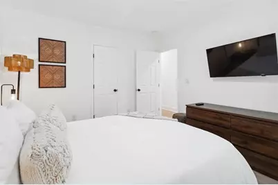 725 Alta Place NW, Atlanta, GA 30318 - Photo 17
