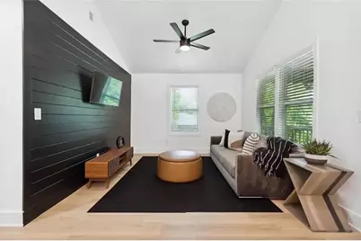 725 Alta Place NW, Atlanta, GA 30318 - Photo 3