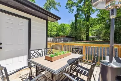 725 Alta Place NW, Atlanta, GA 30318 - Photo 23