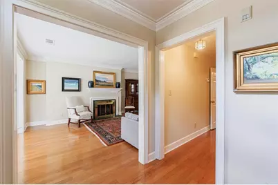 290 Windsor Parkway, Atlanta, GA 30342 - Photo 5