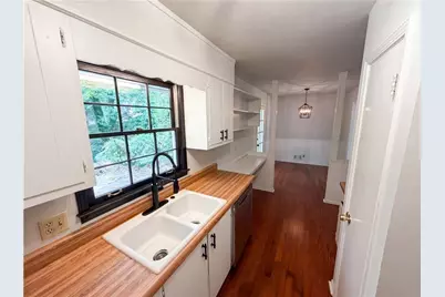 1271 Seven Springs Circle, Marietta, GA 30068 - Photo 13