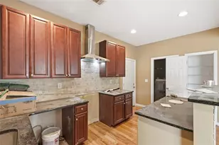 42 Weyman Ave SW, Atlanta, GA 30315 - Photo 17