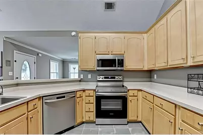 915 Cove Place, Locust Grove, GA 30248 - Photo 9