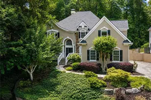 1346 Waterford Green Close NE, Marietta, GA 30068 - Photo 1