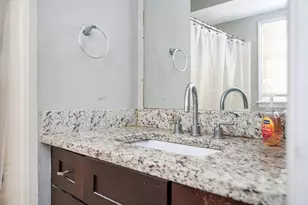 197 High Creek Dr, Roswell, GA 30076 - Photo 5