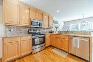 781 Templeton Dr, Loganville, GA 30052 - Photo 11