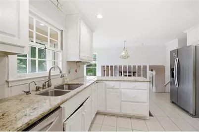953 Hidden Hollow Drive, Marietta, GA 30068 - Photo 9