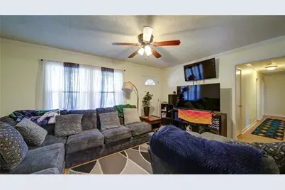 469 Plantation Drive, Winder, GA 30680 - Photo 3