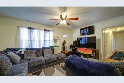 469 Plantation Drive, Winder, GA 30680 - Photo 3