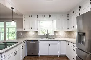 1365 Timberland Dr, Marietta, GA 30067 - Photo 11