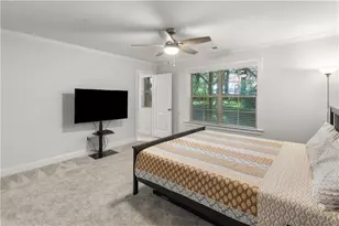 724 Henry Dr, Marietta, GA 30064 - Photo 5