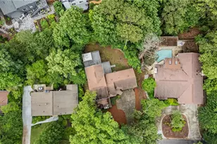 1016 Muirfield Dr, Marietta, GA 30068 - Photo 3