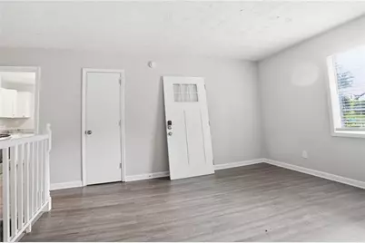 2370 Tiffany Circle, Decatur, GA 30035 - Photo 9