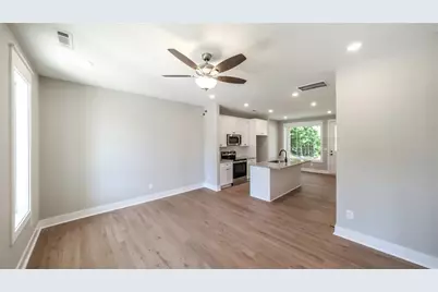 613 River Drive, Carrollton, GA 30117 - Photo 9
