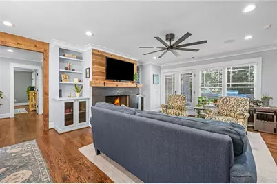 2245 Vistamont Drive, Decatur, GA 30033 - Photo 9