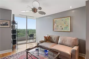 700 Park Regency Pl NE, Atlanta, GA 30326 - Photo 17