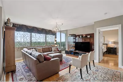 700 Park Regency Place NE #1501, Atlanta, GA 30326 - Photo 3