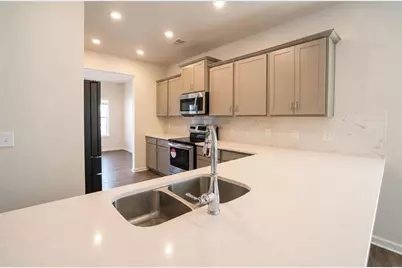 237 Sycamore Drive, Calhoun, GA 30701 - Photo 9