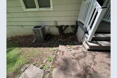 2922 Dale Place, Decatur, GA 30032 - Photo 9