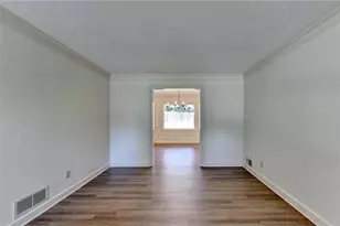 886 Marbrook Dr, Lawrenceville, GA 30044 - Photo 7