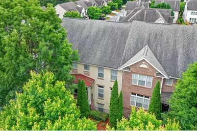 7960 Highland Bluff, Sandy Springs, GA 30328 - Photo 39