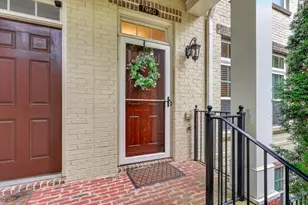7960 Highland Bluff, Sandy Springs, GA 30328 - Photo 13