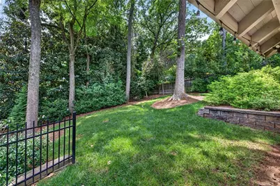 62 Blackland Road NW, Atlanta, GA 30342 - Photo 35