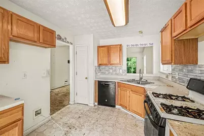 7115 Hillcrest Chase Drive SW, Austell, GA 30168 - Photo 3