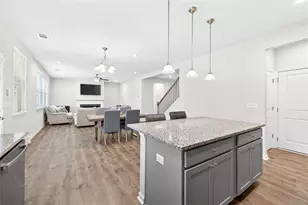678 Saffron Blvd, Lawrenceville, GA 30045 - Photo 17