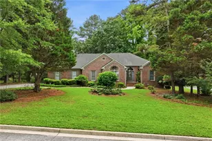 1286 Lake Forest Ln, McDonough, GA 30253 - Photo 5