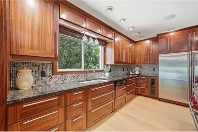 3985 Loch Highland Pass NE, Roswell, GA 30075 - Photo 13
