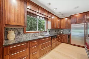 3985 Loch Highland Pass NE, Roswell, GA 30075 - Photo 13