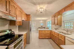 171 Crystal Creek Dr, Colbert, GA 30628 - Photo 3