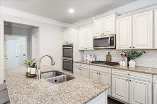 1305 Roswell Manor Cir, Roswell, GA 30076 - Photo 23