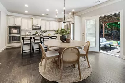 1305 Roswell Manor Circle, Roswell, GA 30076 - Photo 17