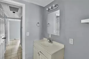 281 Valley Lake Dr, Stone Mountain, GA 30087 - Photo 23