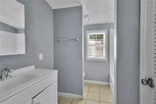 281 Valley Lake Dr, Stone Mountain, GA 30087 - Photo 21