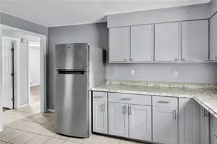 281 Valley Lake Dr, Stone Mountain, GA 30087 - Photo 11