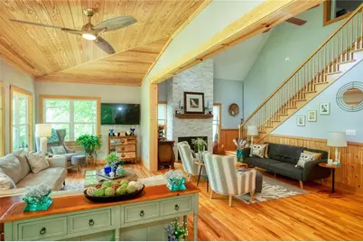 190 Raintree Court, Demorest, GA 30535 - Photo 3
