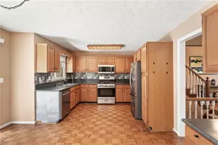 2256 Byron Ct SW, Marietta, GA 30064 - Photo 9