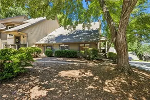 4250 D'Youville Trce, Atlanta, GA 30341 - Photo 3
