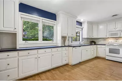 4250 D'Youville Trace, Atlanta, GA 30341 - Photo 19