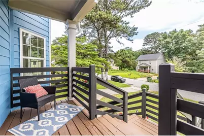 1585 Mary George Avenue NW, Atlanta, GA 30318 - Photo 5