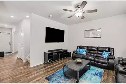 8233 Bluewater Drive, Fairburn, GA 30213 - Photo 11
