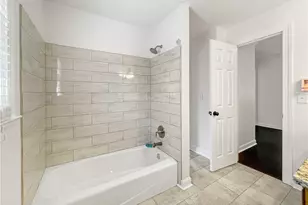 3145 Queens Walk NE, Atlanta, GA 30345 - Photo 35